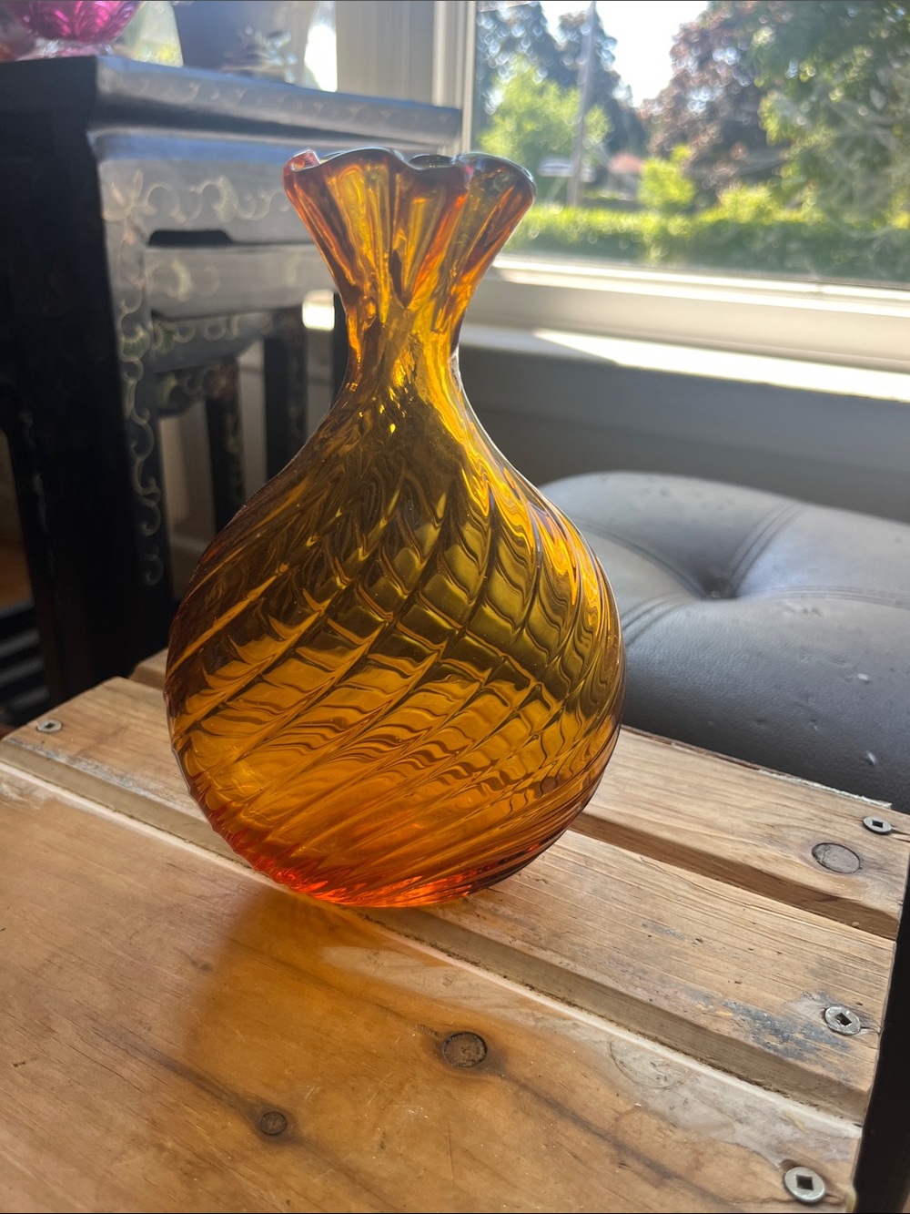 Amber Swirl Glass Vase - Decorative Home Accent